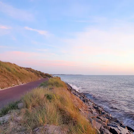 L'ansnevilla By Interhome Hébergement de vacances Anneville-sur-Mer